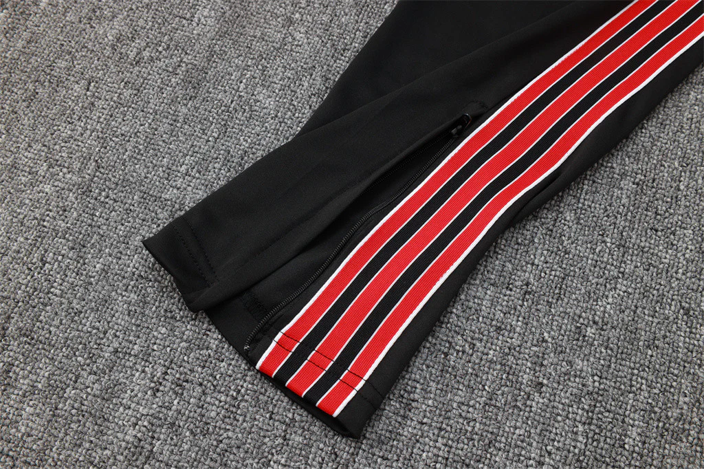Manchester United Training Jersey Suit 25/26 - Image 21