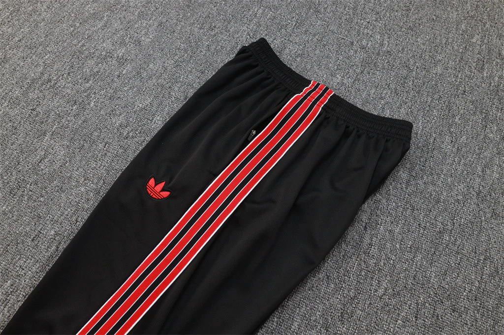 Manchester United Training Jersey Suit 25/26 - Image 23
