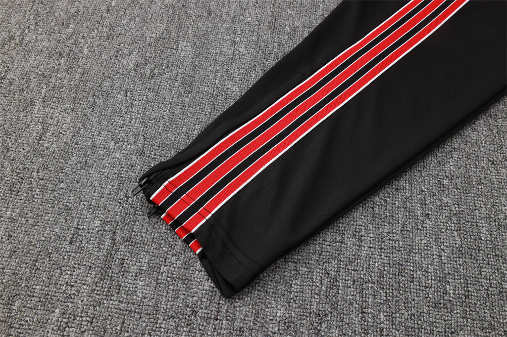 Manchester United Training Jersey Suit 25/26 - Image 24