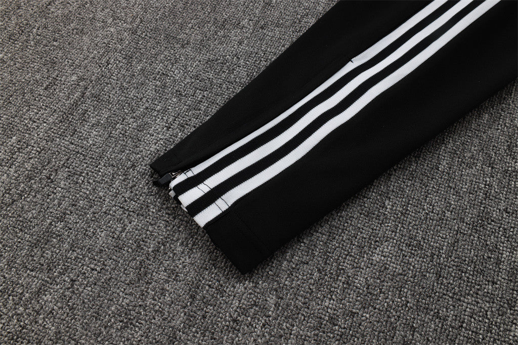 Manchester United Training Pants 24/25 - Image 12