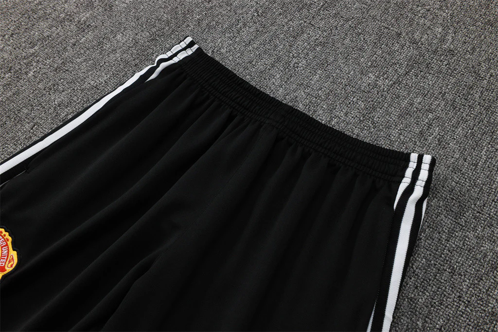 Manchester United Training Pants 24/25 - Image 4
