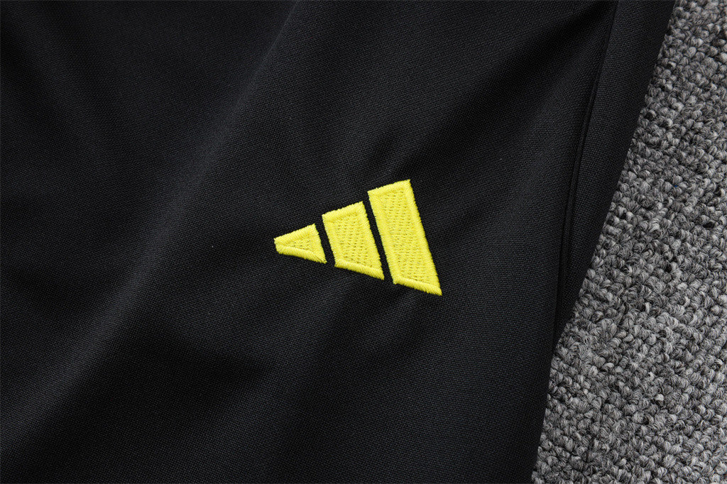 Manchester United Training Pants 25/26 - Image 5