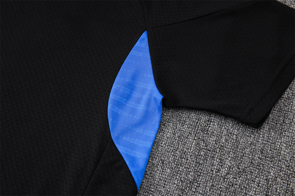 Manchester United Training Short sleeve Suit 25/26 - Image 14