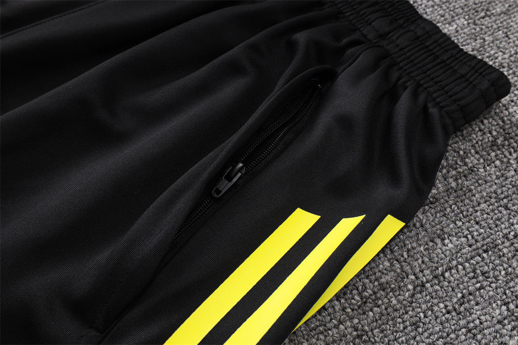 Manchester United Training Short sleeve Suit 25/26 - Image 21