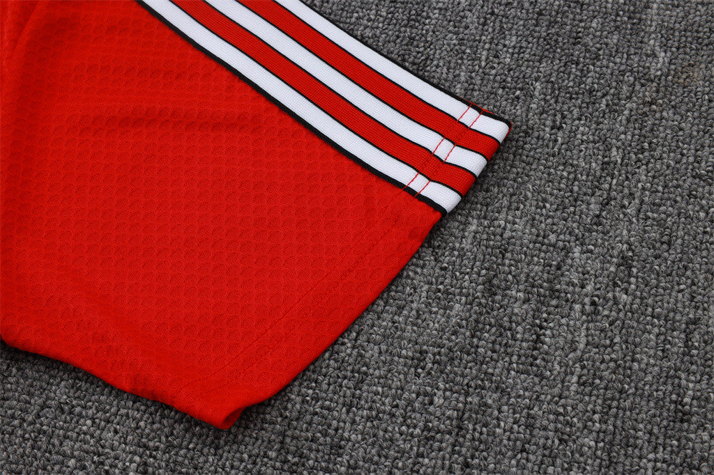 Manchester United Training Short sleeve Suit 25/26 - Image 10