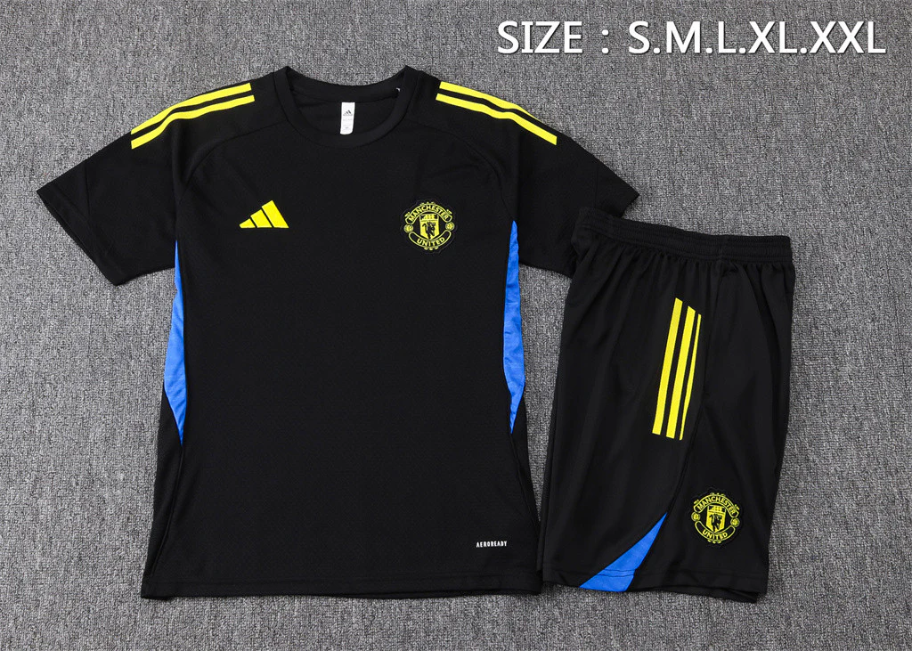 Manchester United Training Short sleeve Suit 25/26 - Image 31