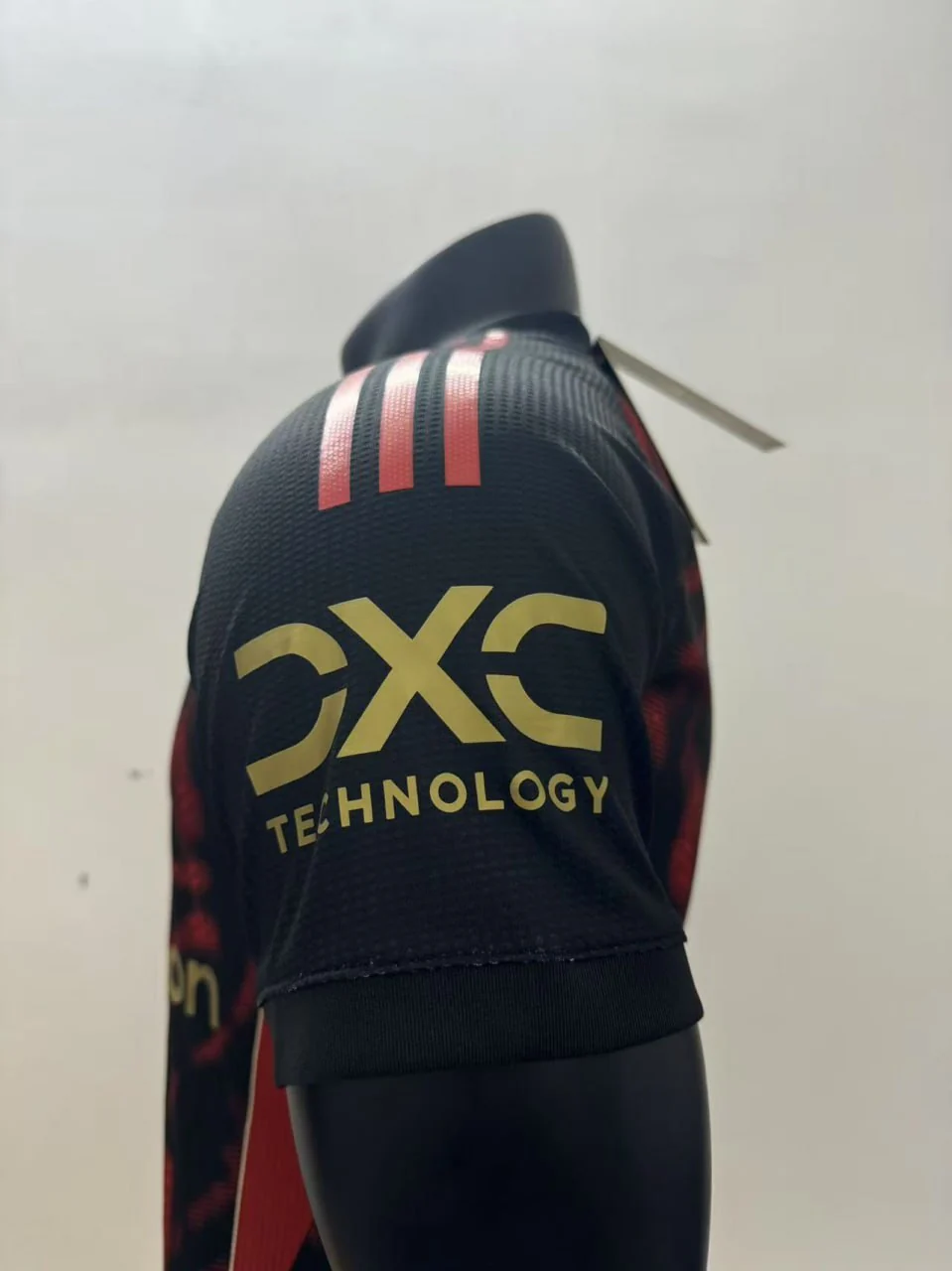 Manchester United Y-3 Special Player Jersey 25/26 - Image 3