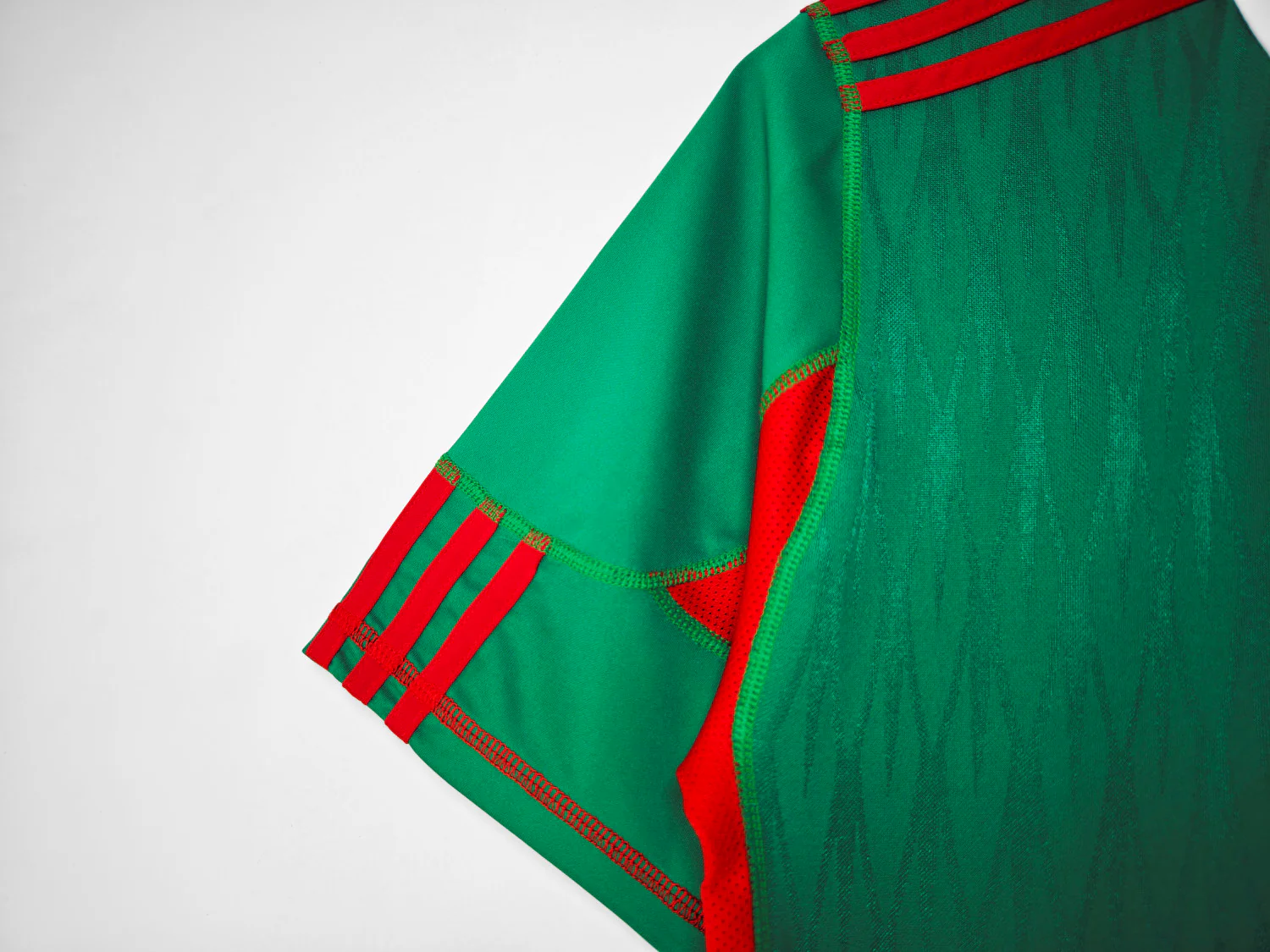 Mexico Home Retro Jersey 2010 - Image 4