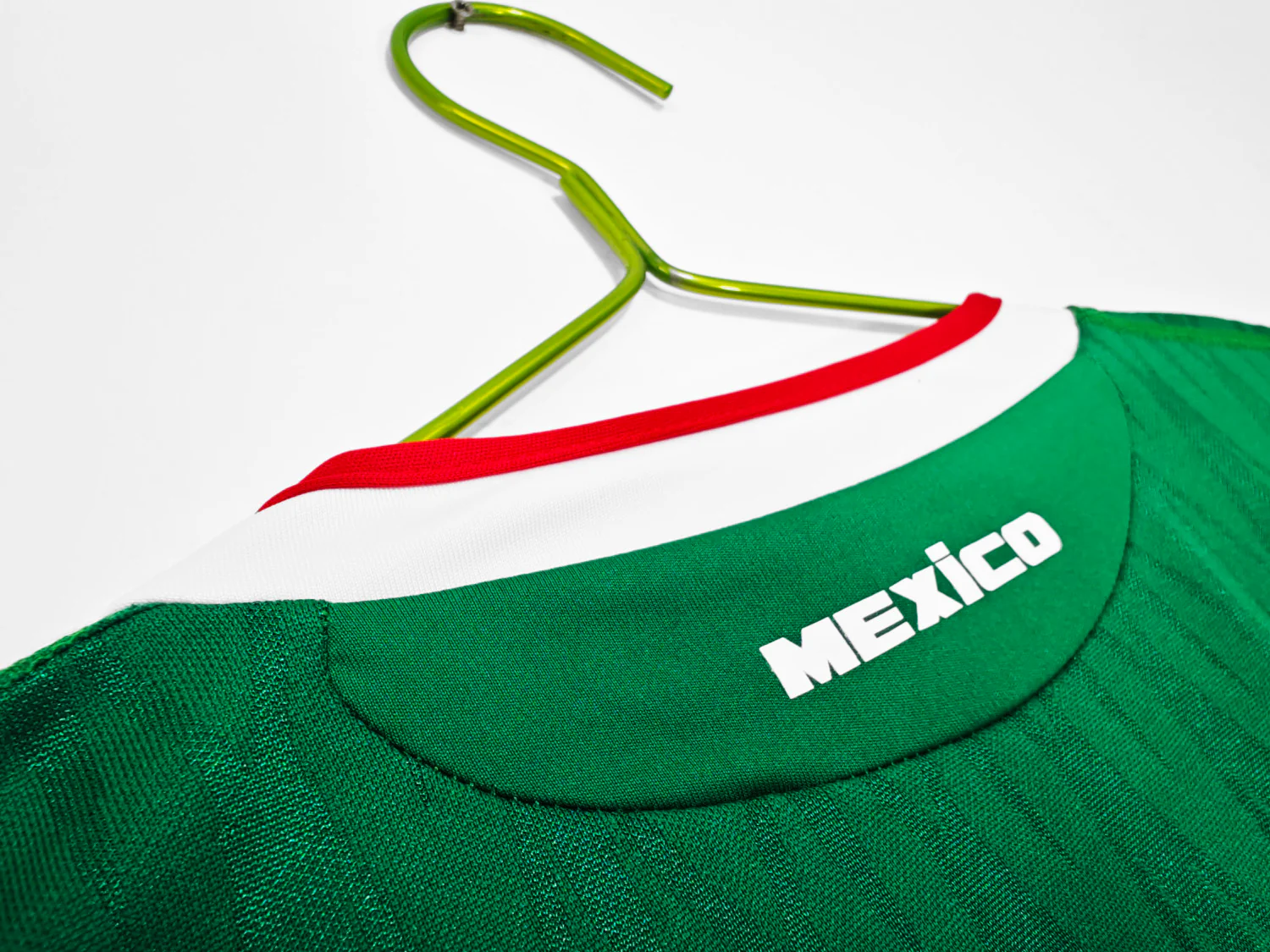 Mexico Home Retro Jersey 2010 - Image 9