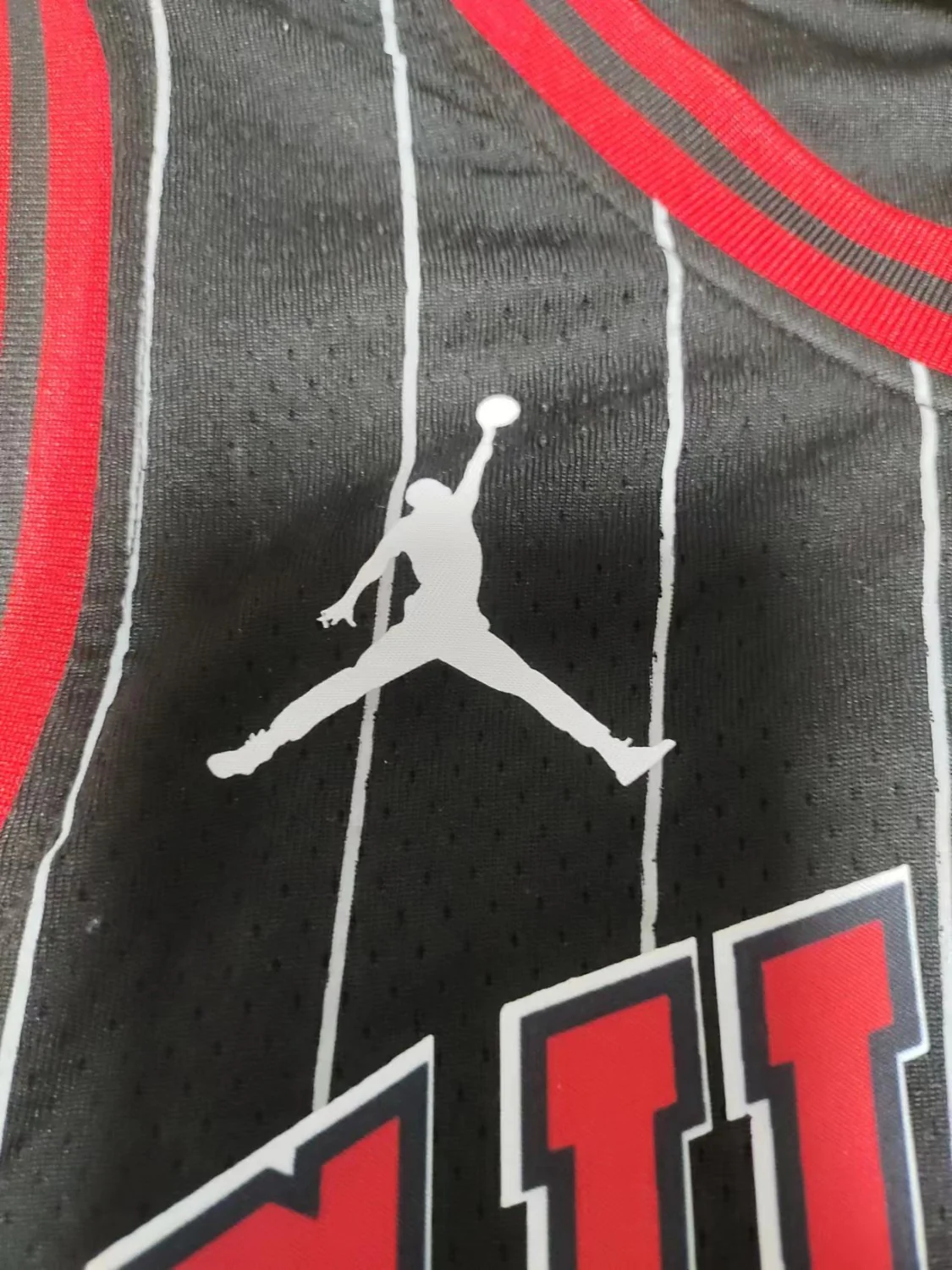 Michael Jordan Chicago Bulls 75th Anniversary Swingman Jersey Flyers Black - Image 7