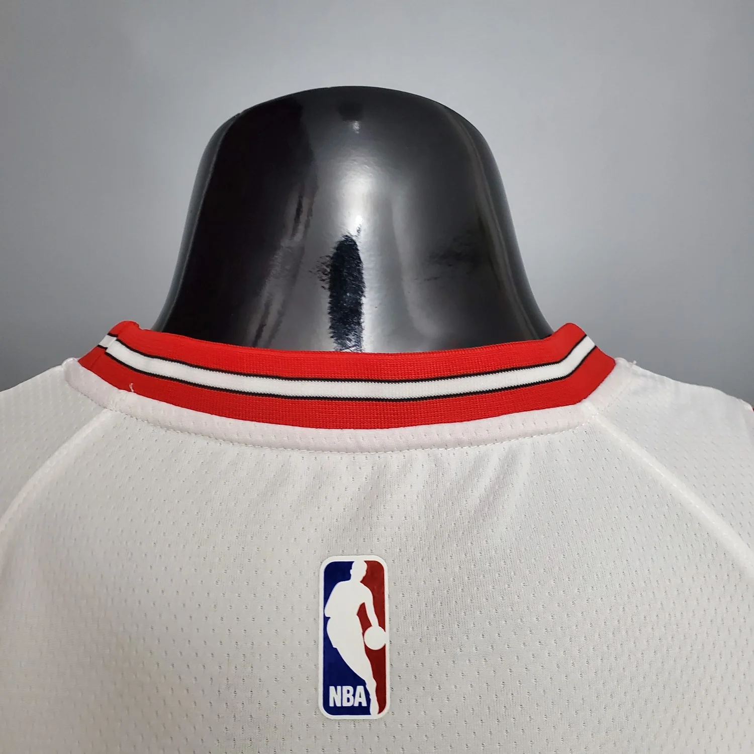 Michael Jordan Chicago Bulls 75th Anniversary Swingman Jersey White - Image 4