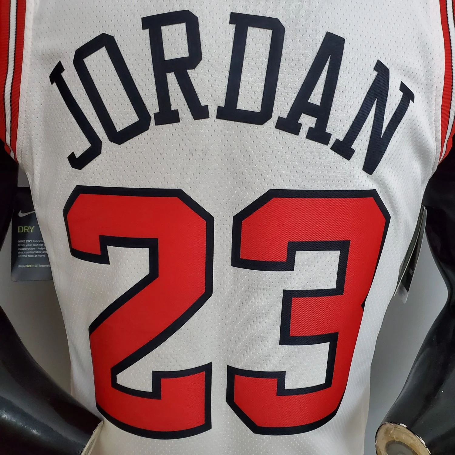 Michael Jordan Chicago Bulls 75th Anniversary Swingman Jersey White - Image 6