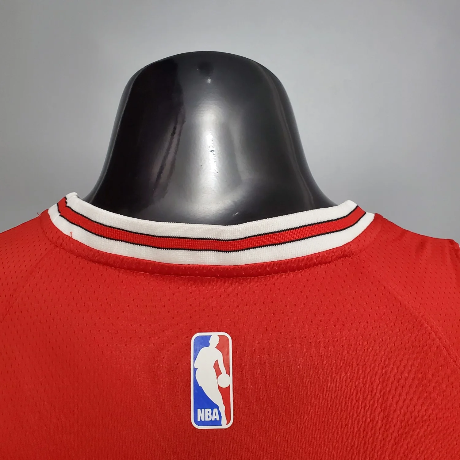Michael Jordan Chicago Bulls Swingman Jersey Red - Image 8