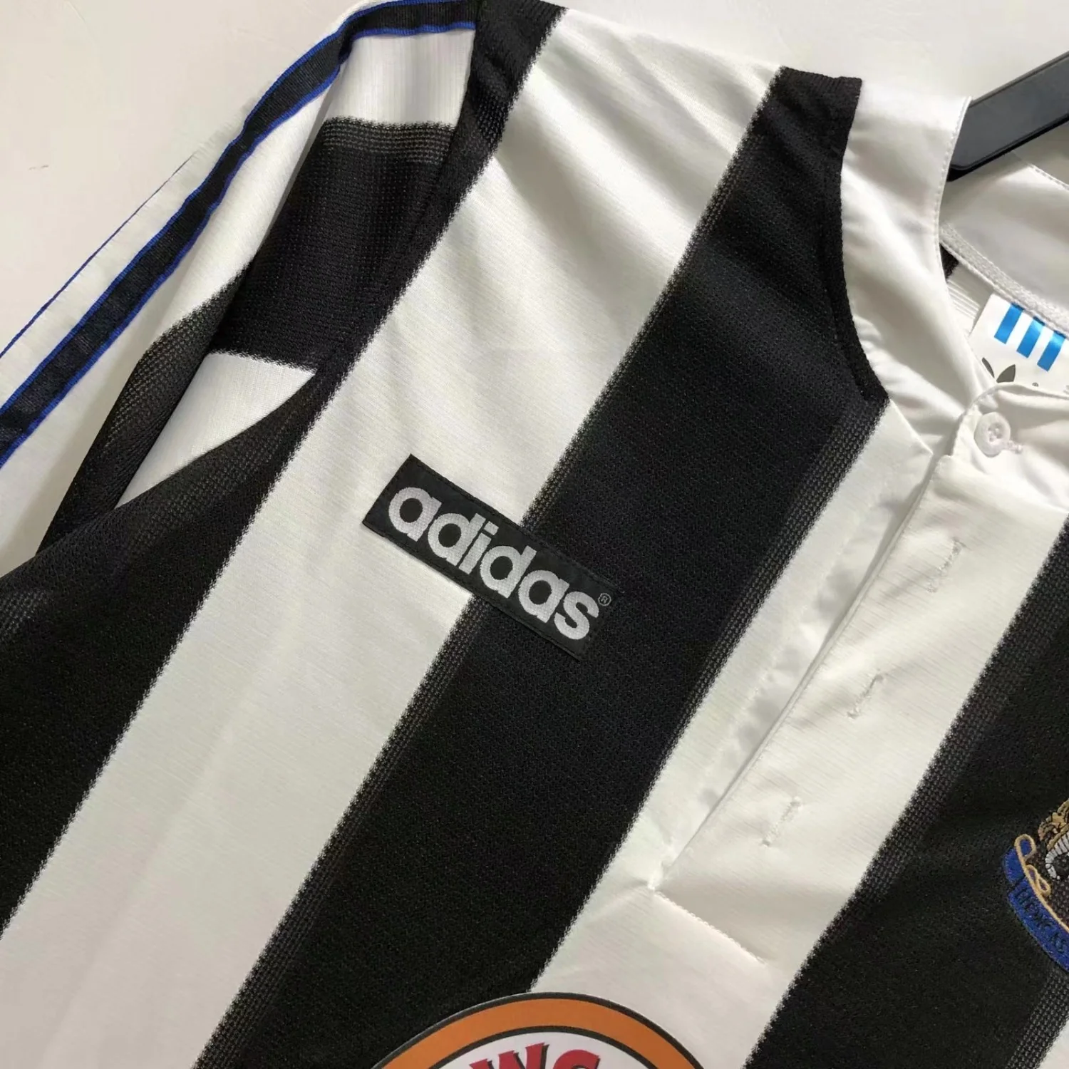 Newcastle United Home Long Sleeve Retro Jersey 1995/97 - Image 8