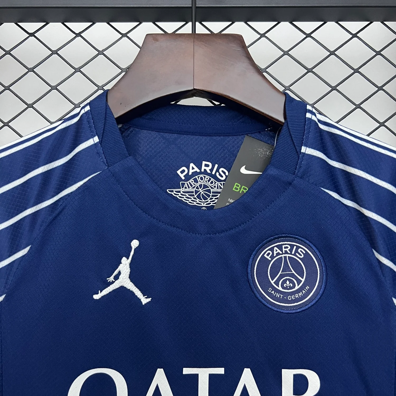 Paris Saint Germain Fourth Long Sleeve Kids Suit 24-25 - Image 3