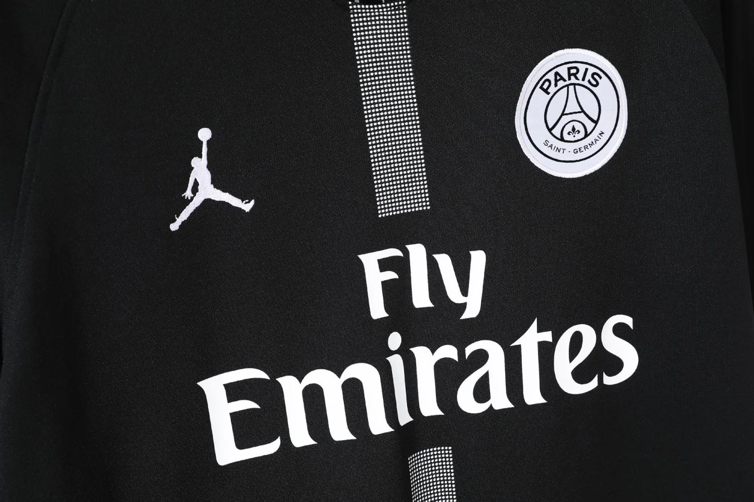 Paris Saint Germain Third Retro Jersey 2018/19 - Image 5
