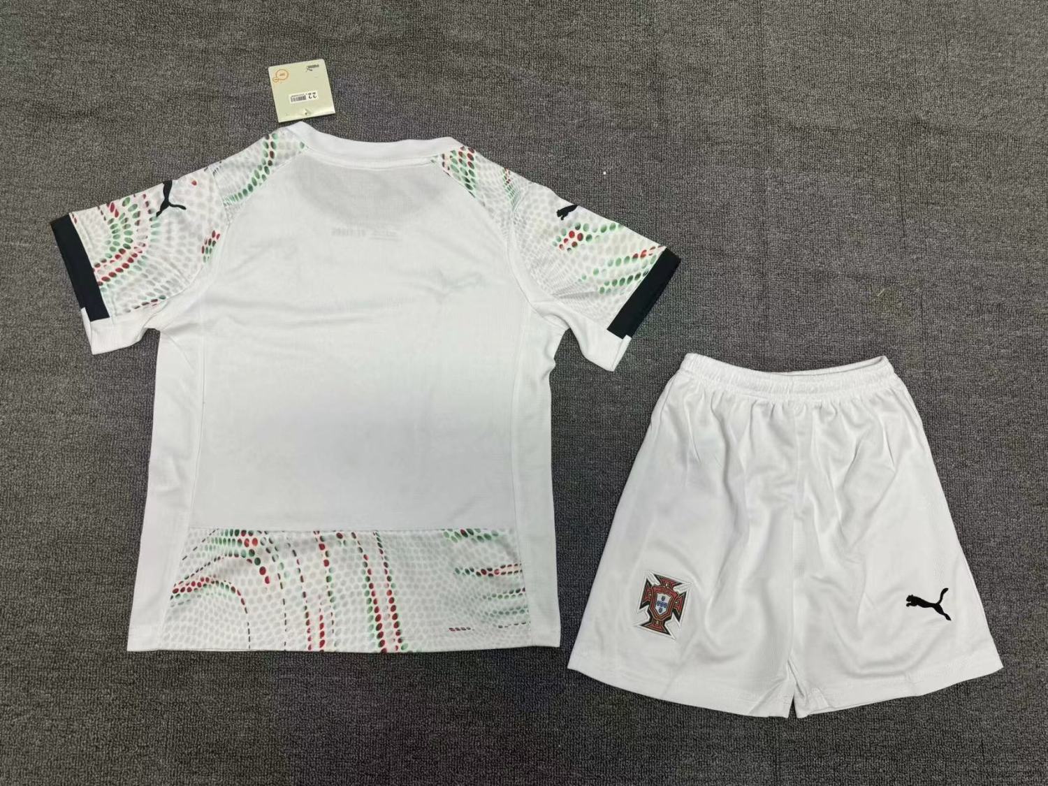 Portugal 2025 Away Kids Suit & Socks - Image 3