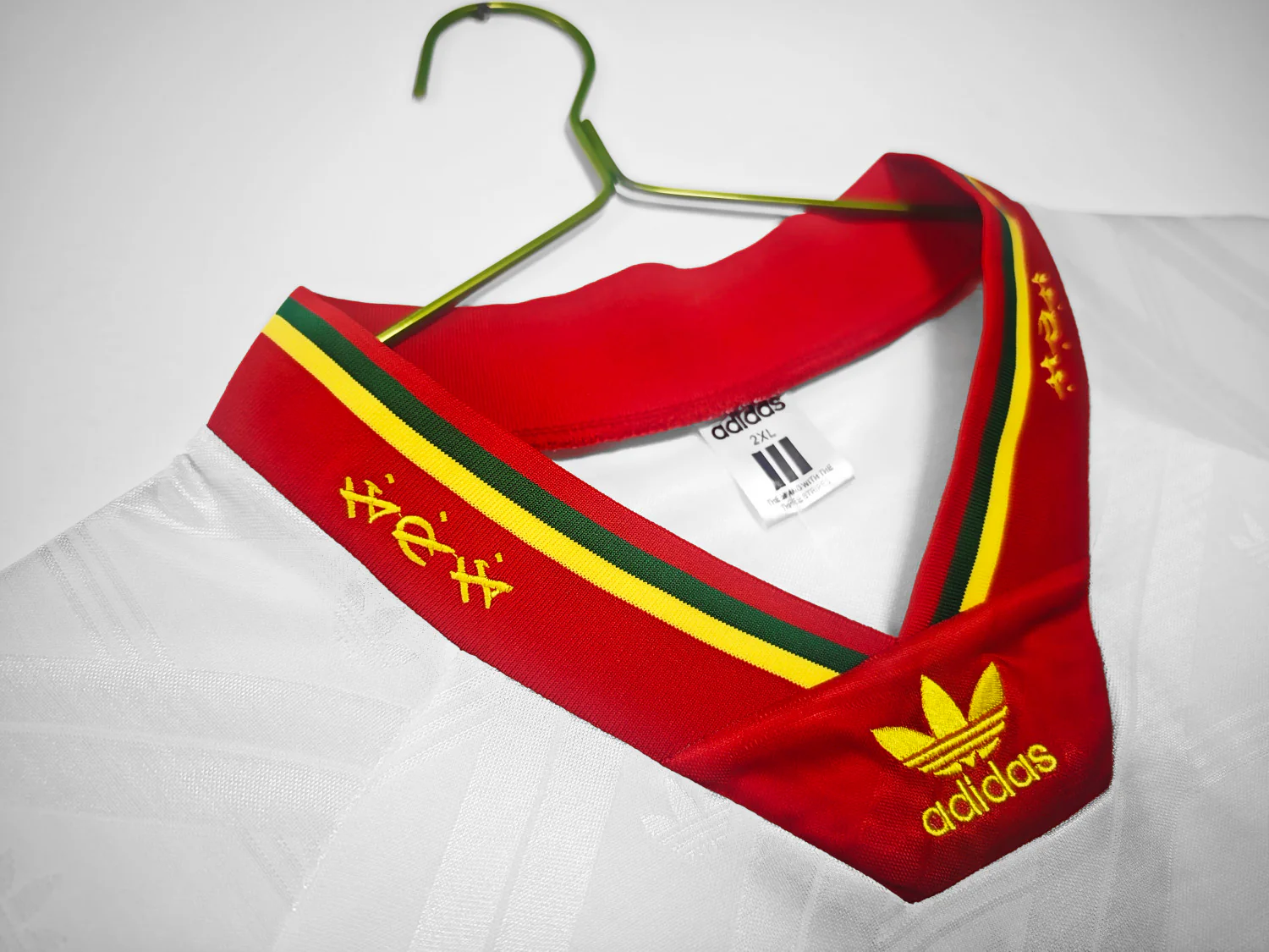 Portugal Away Retro Jersey 1993 - Image 4