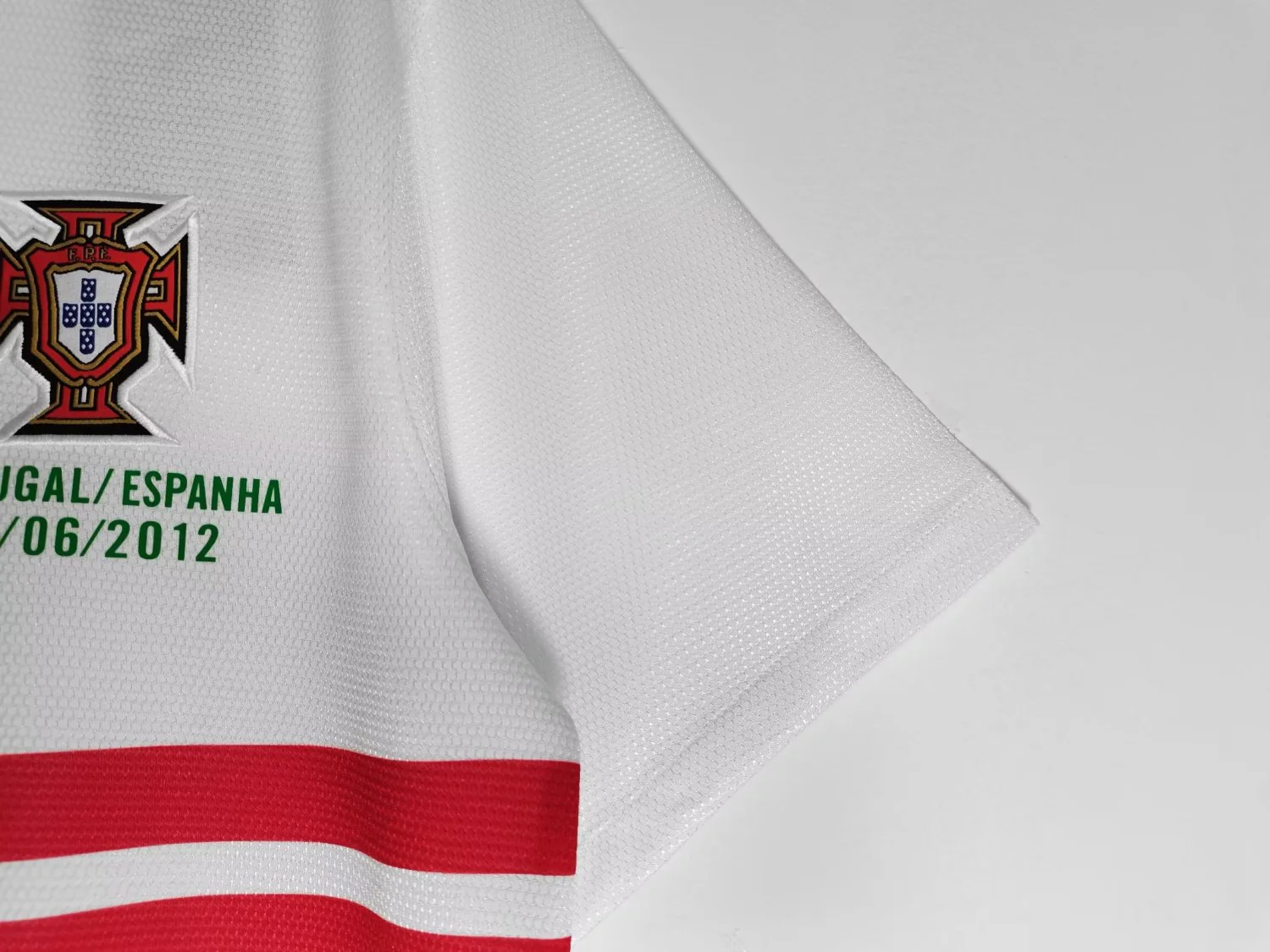 Portugal Away Retro Jersey 2012/13 - Image 8