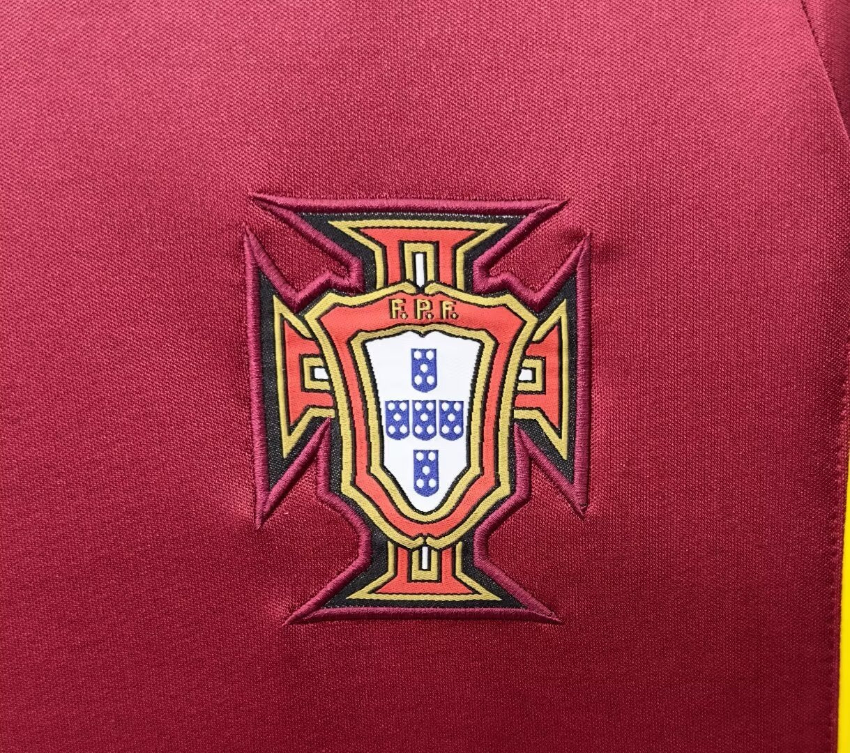 Portugal Home Retro Jersey 1998 - Image 5