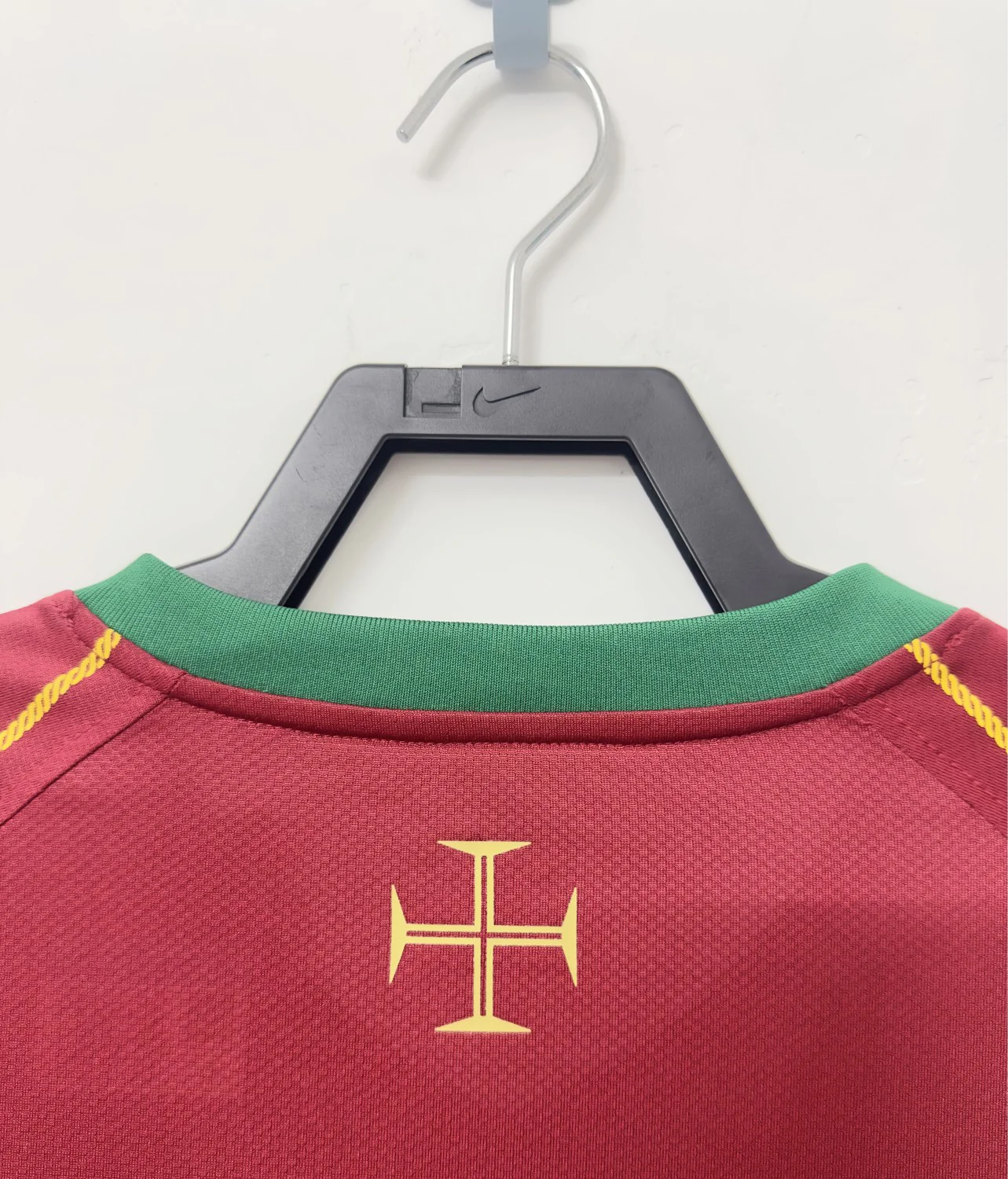 Portugal Home Retro Jersey 2006 - Image 8