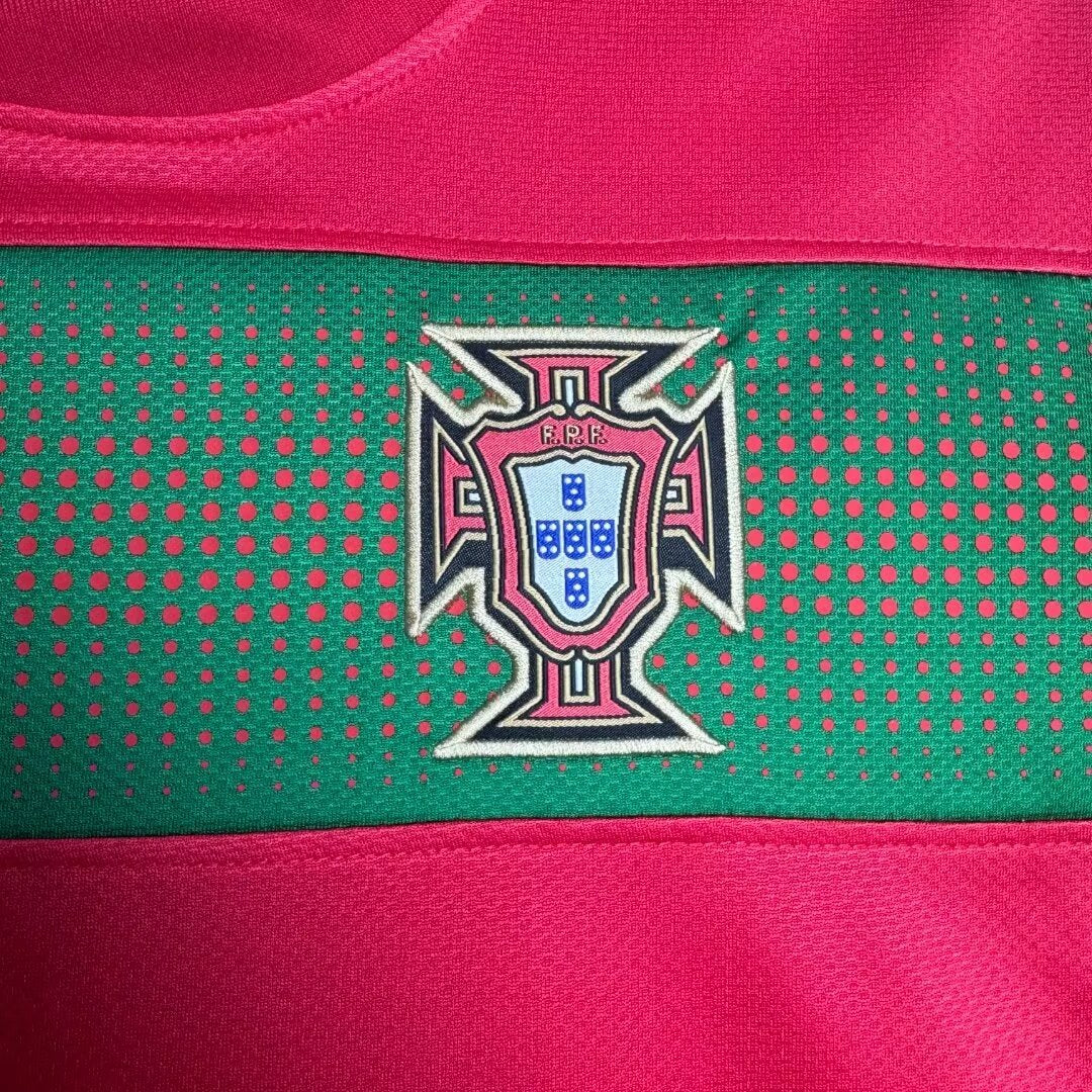 Portugal Home Retro Jersey 2010/11 - Image 6