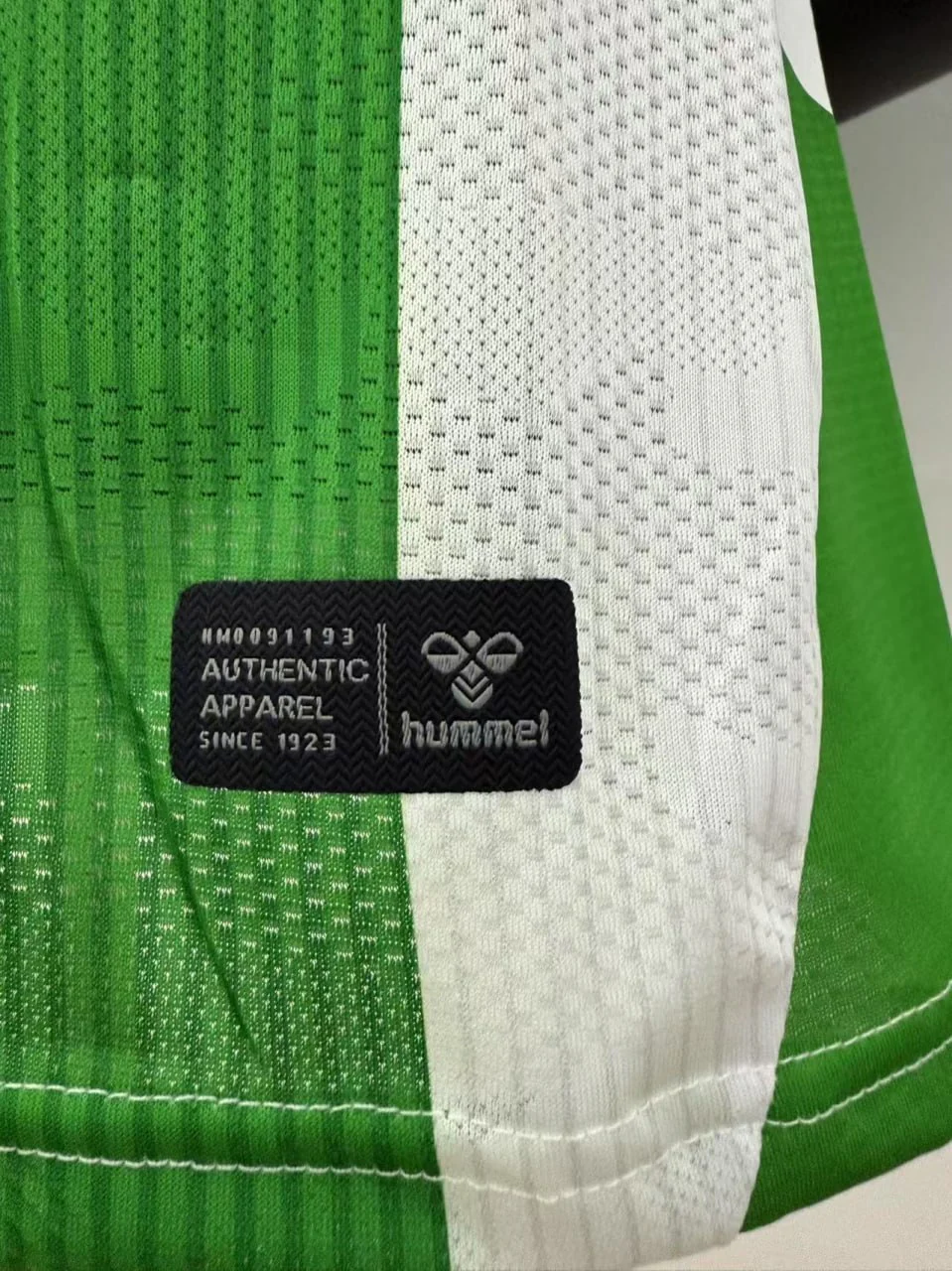 Real Betis Home Player Men Jersey 25/26 - Image 8
