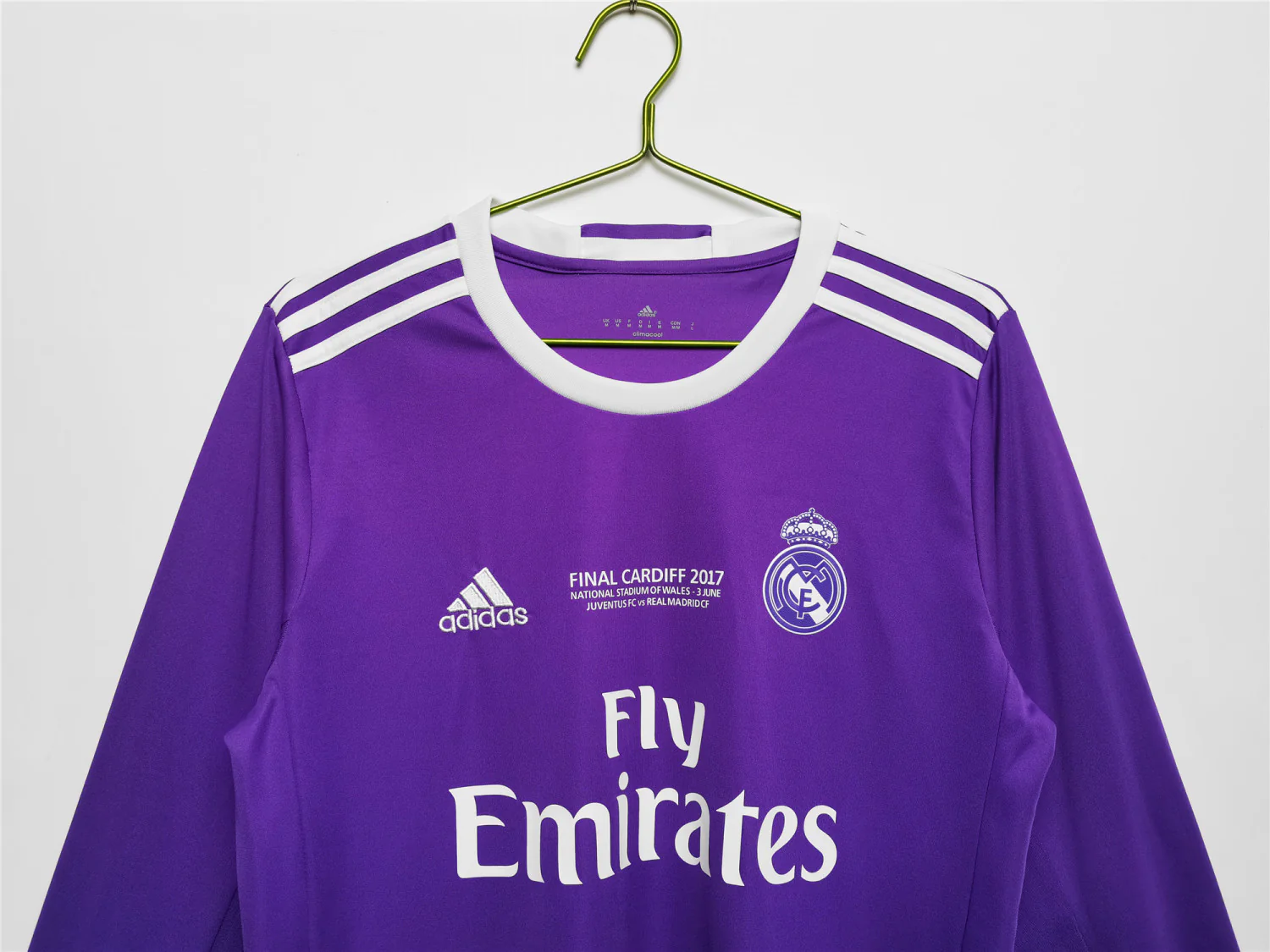 Real Madrid Away Champions League Final Away Retro Long Sleeves Jersey 16/17 - Image 3