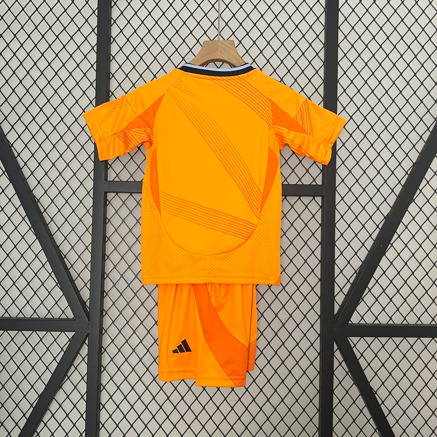 Real Madrid Away Kids Suit 24/25 - Image 4