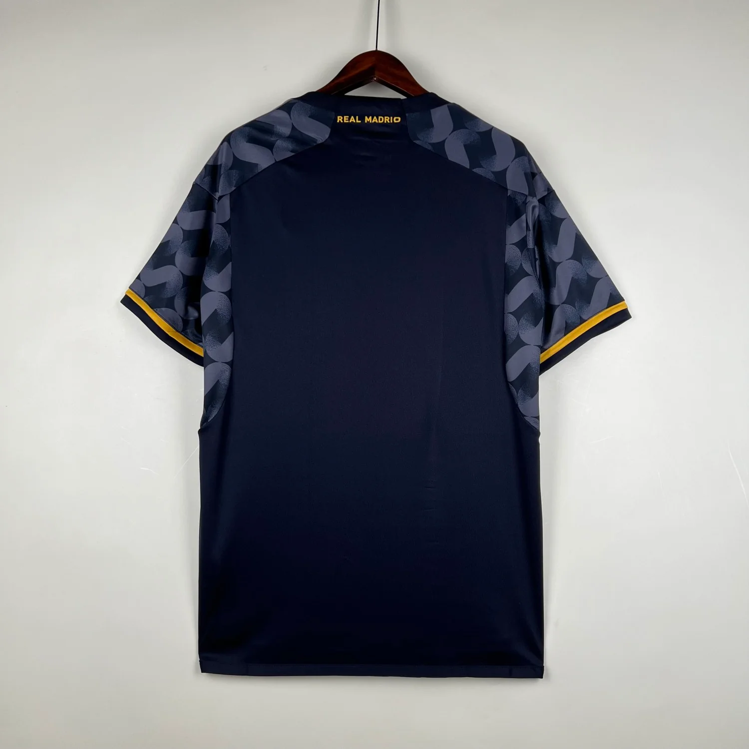 Real Madrid Away Man Jersey 23/24 - Image 8