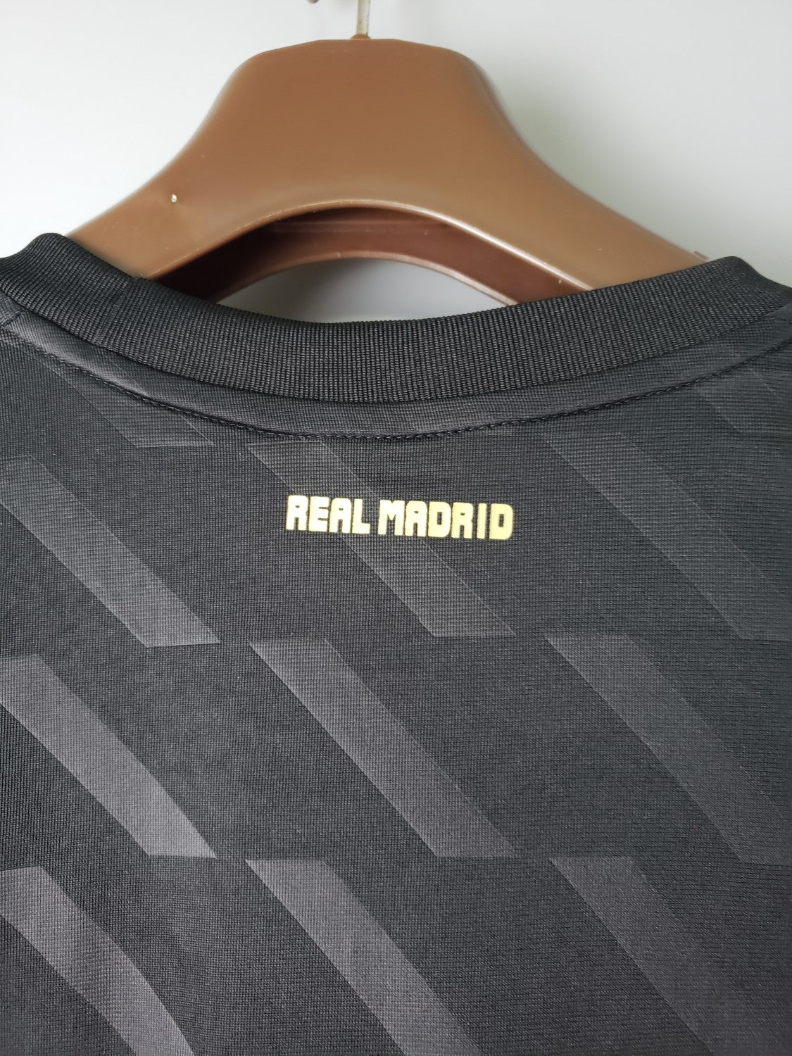 Real Madrid Away Retro Jersey 11/12 - Image 4