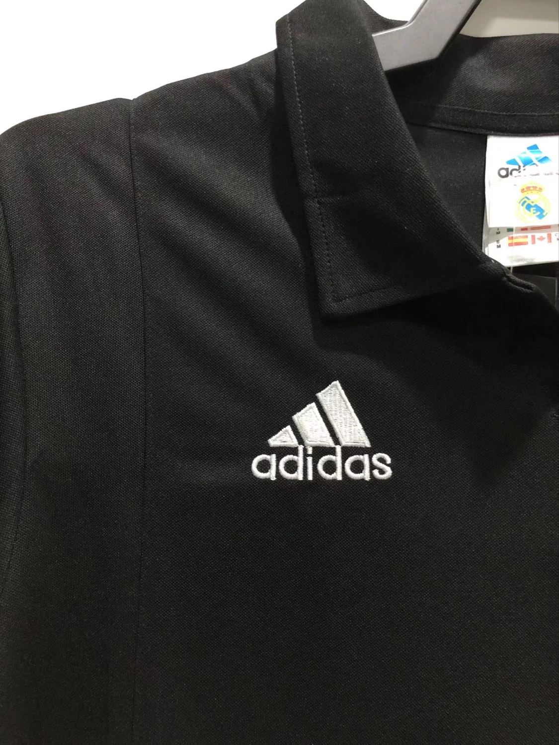 Real Madrid Away Retro Jersey 2002/03 - Image 5