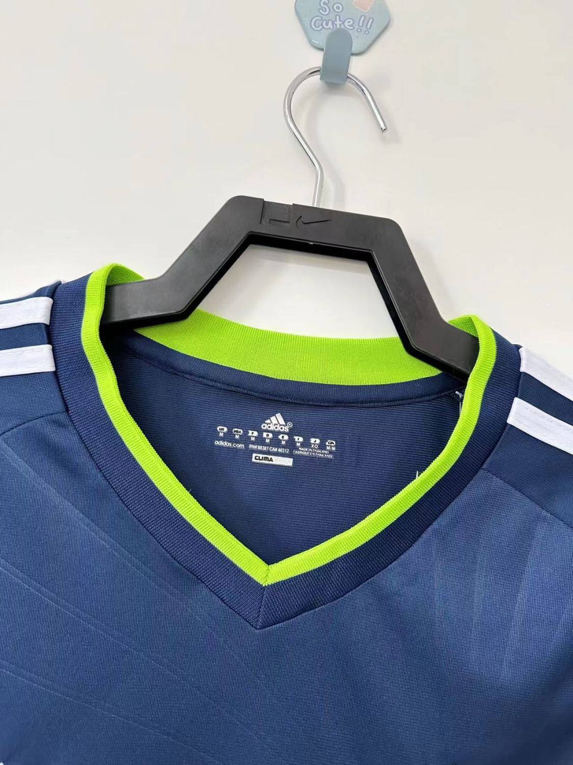 Real Madrid Away Retro Jersey 2010/11 - Image 11