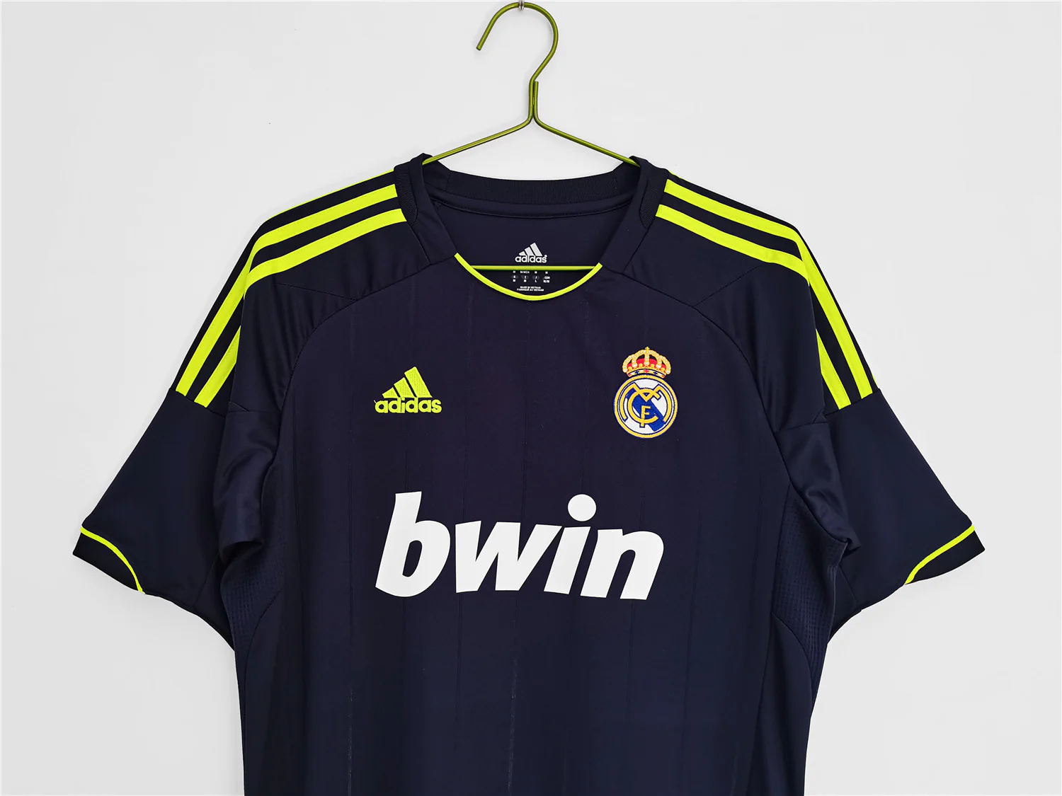 Real Madrid Away Retro Jersey 2012/13 - Image 4