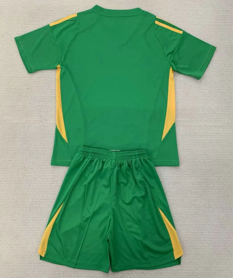 Real Madrid Goalkeeper Kids Suit 24/25 - Image 2