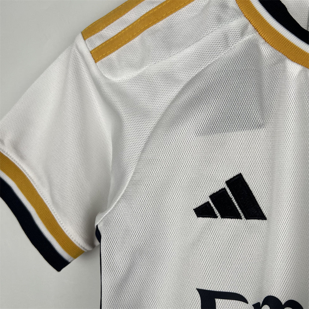 Real Madrid Home Kids Jersey 23/24 - Image 3