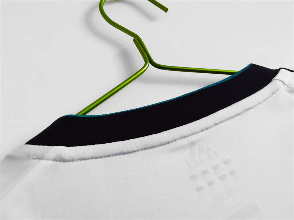 Real Madrid Home Long Sleeve Retro Jersey 2012/13 - Image 3