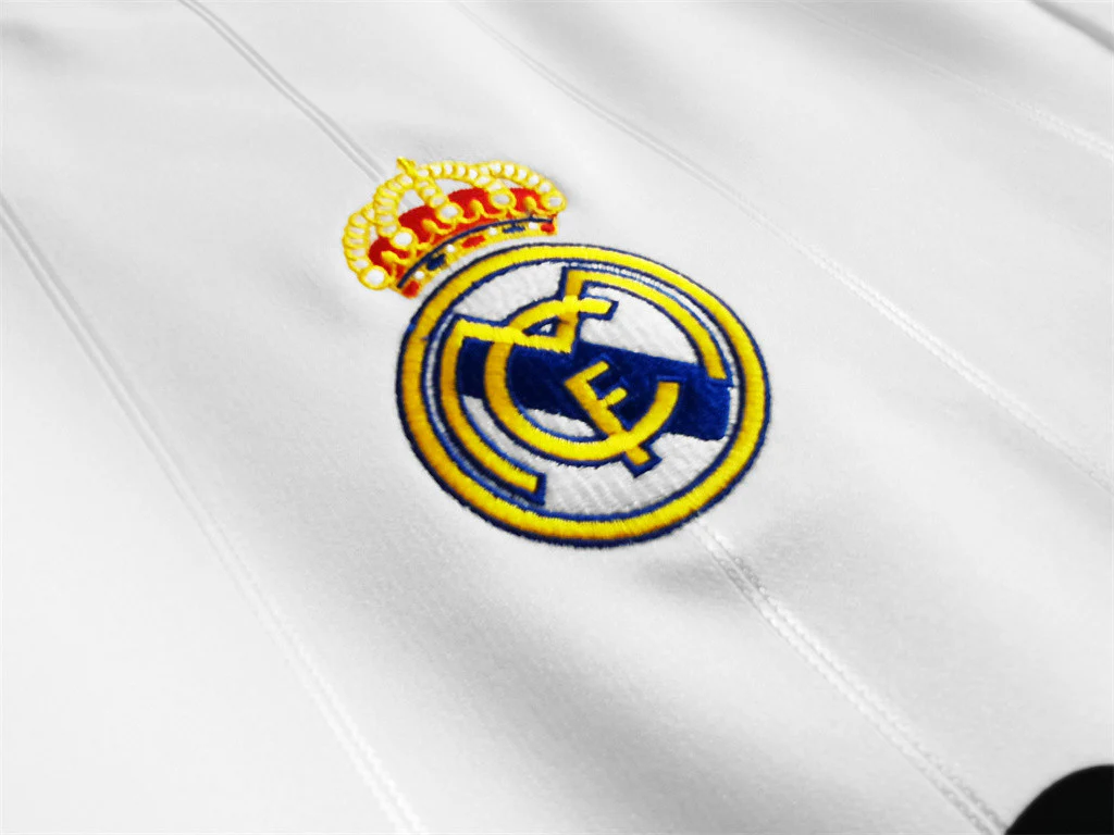 Real Madrid Home Long Sleeve Retro Jersey 2012/13 - Image 8