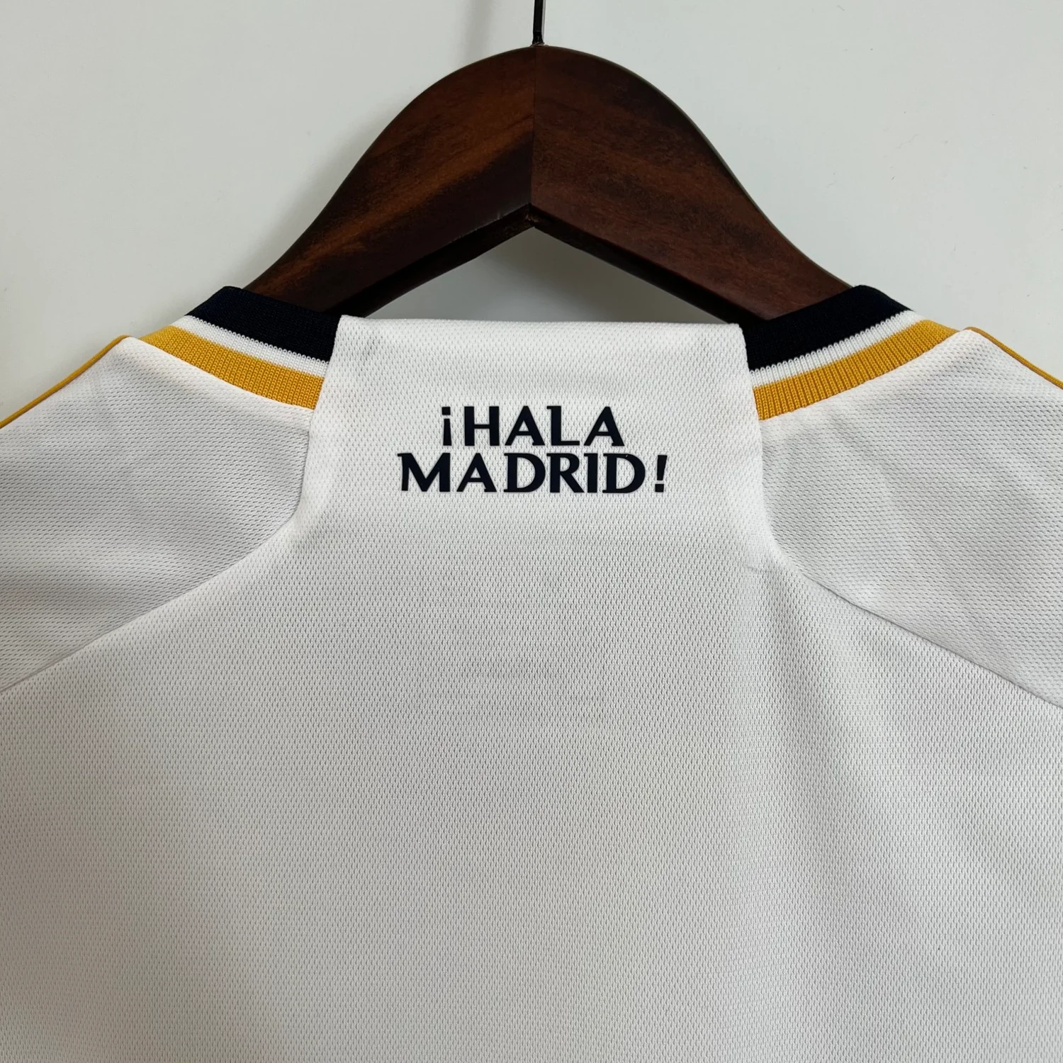 Real Madrid Home Man Jersey 23/24 - Image 4