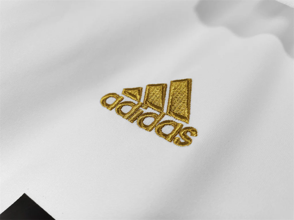 Real Madrid Home Retro Jersey 11/12 - Image 6
