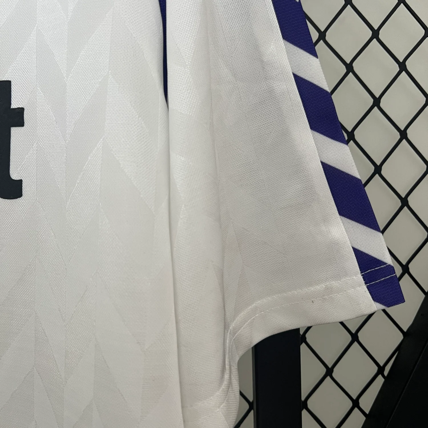 Real Madrid Home Retro Jersey 1986/87 - Image 6