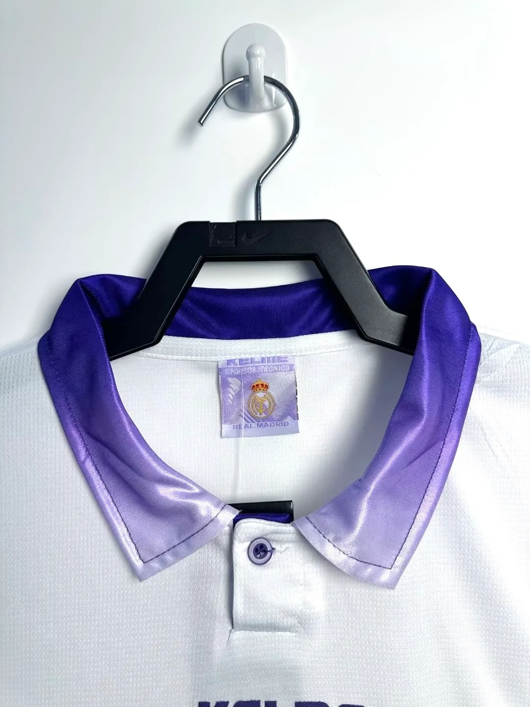 Real Madrid Home Retro Jersey 1997/98 - Image 5
