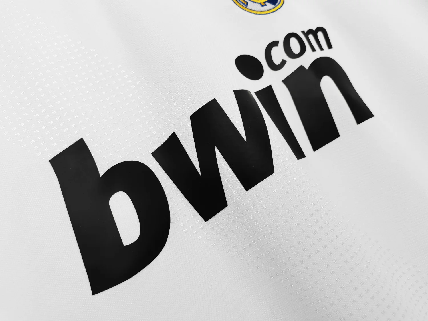 Real Madrid Home Retro Jersey 2008/09 - Image 5