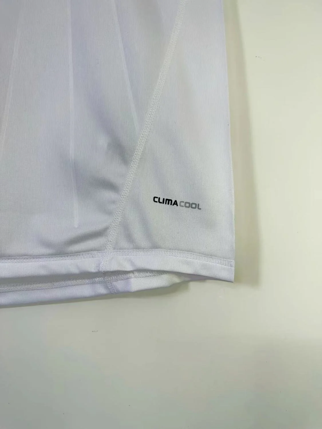 Real Madrid Home Retro Jersey 2010/11 - Image 11
