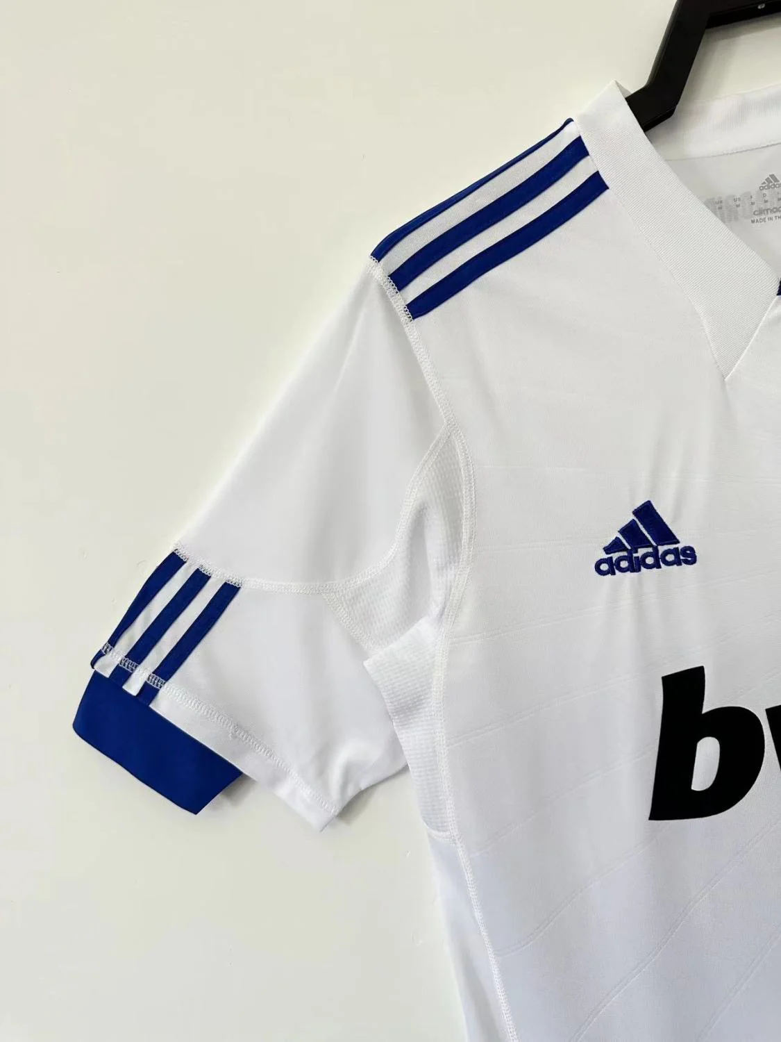 Real Madrid Home Retro Jersey 2010/11 - Image 13