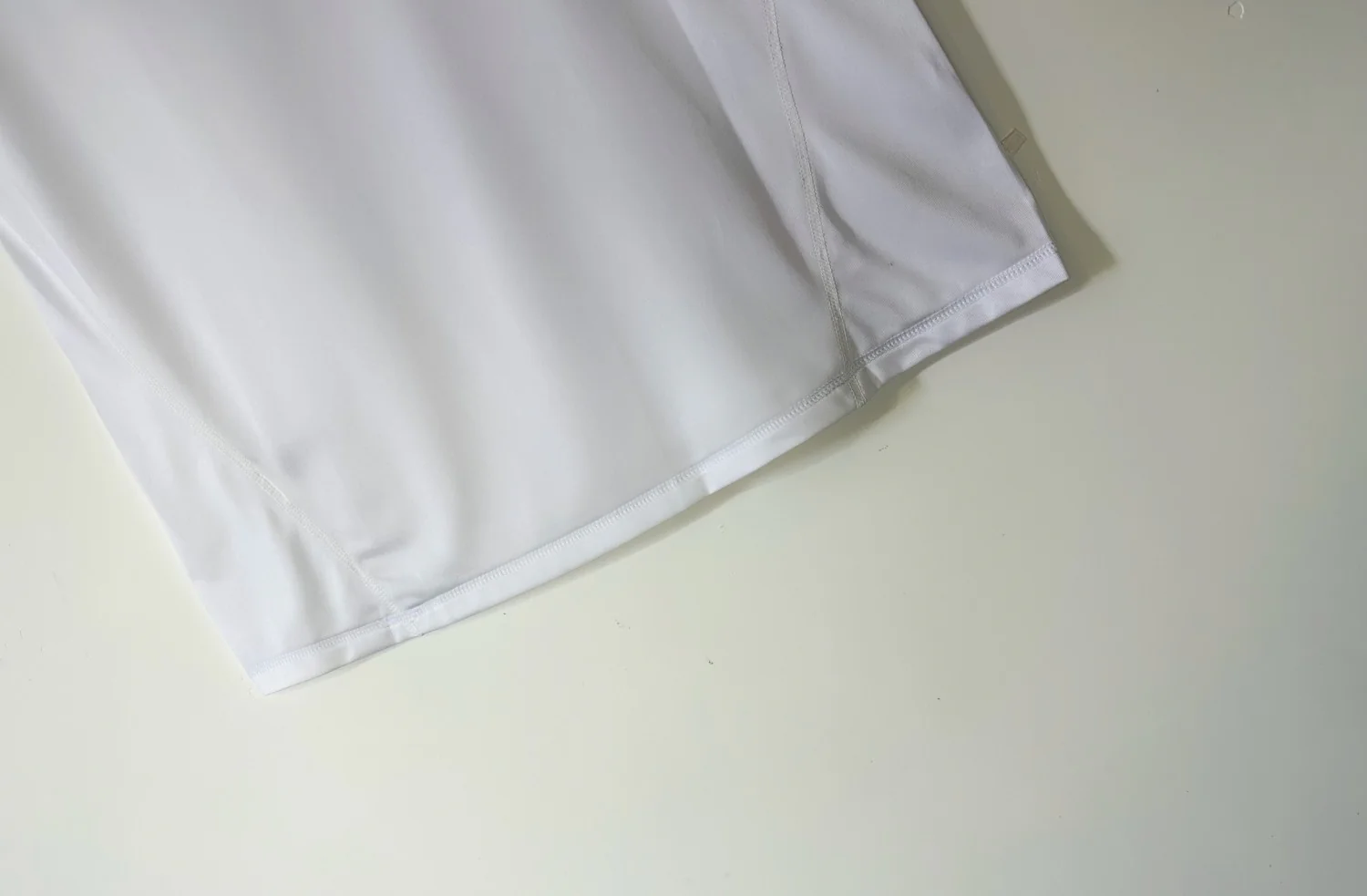 Real Madrid Home Retro Jersey 2010/11 - Image 5