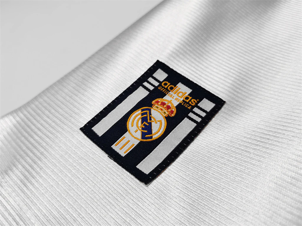 Real Madrid Home Retro Jersey 98/00 - Image 6
