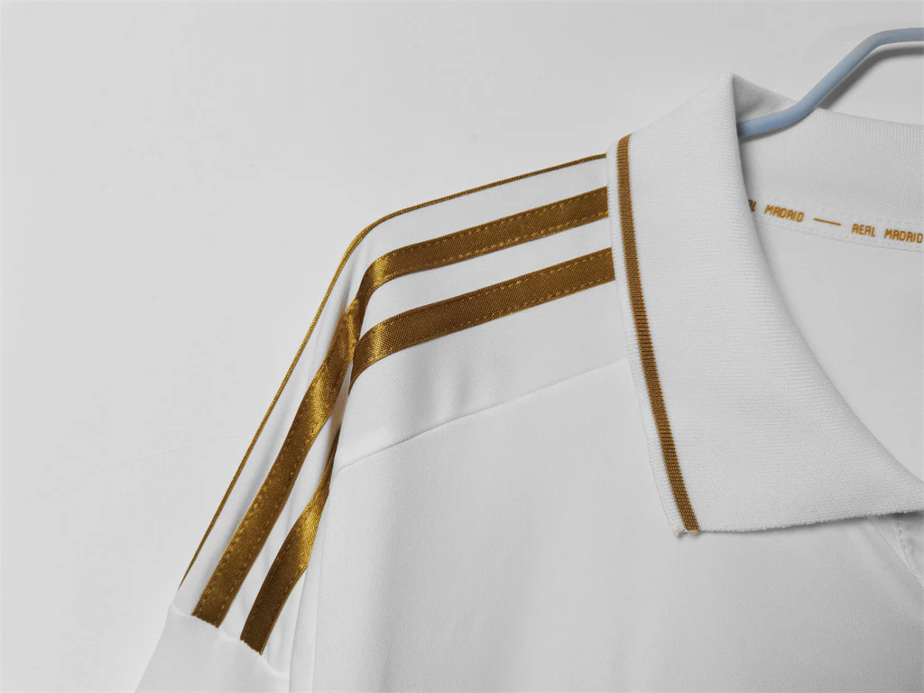 Real Madrid Home Retro Long Sleeves Jersey 11/12 - Image 10