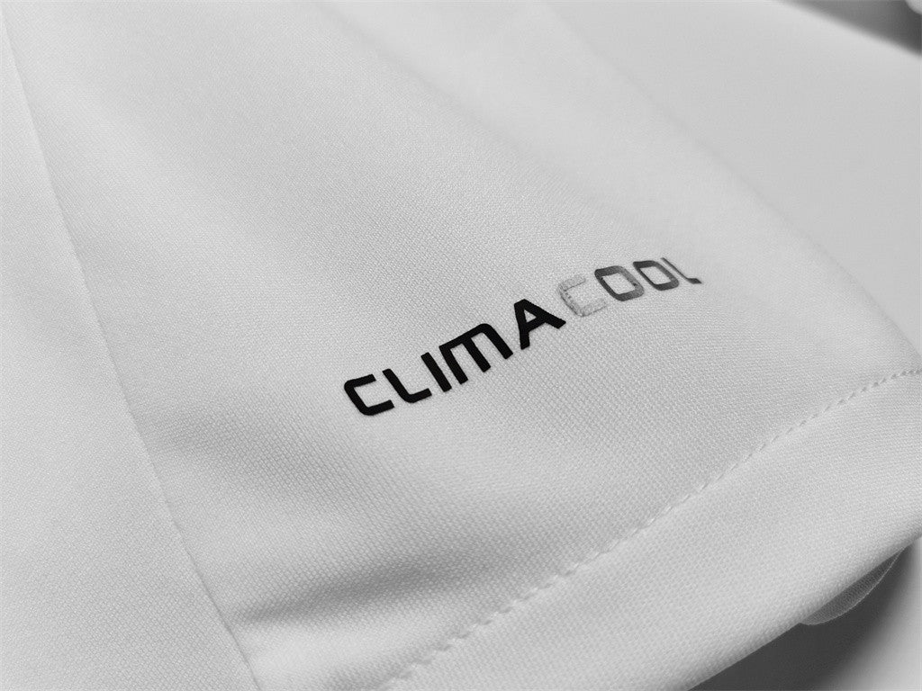 Real Madrid Home Retro Long Sleeves Jersey 11/12 - Image 6