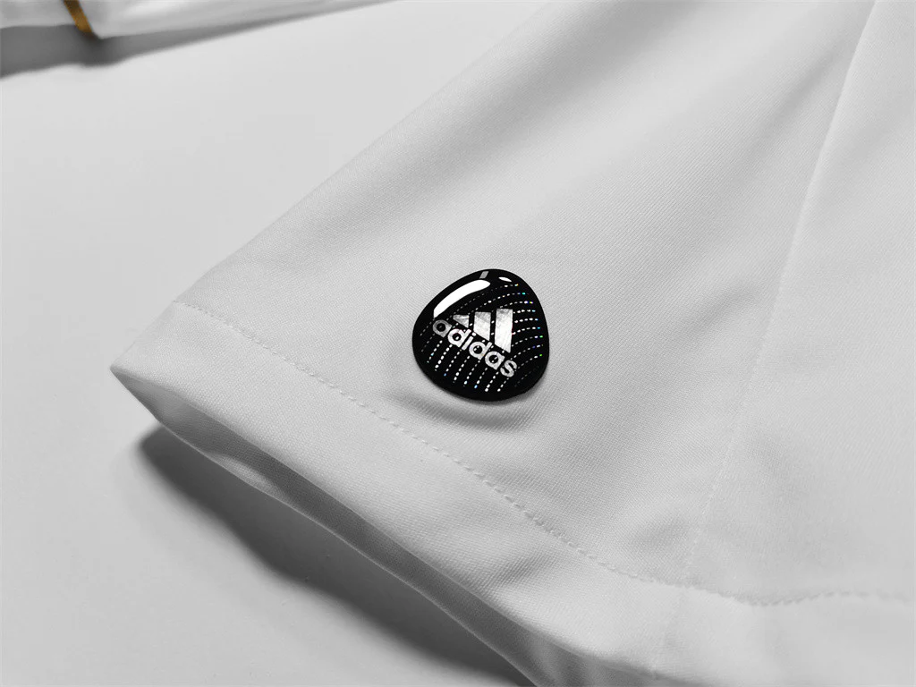 Real Madrid Home Retro Long Sleeves Jersey 11/12 - Image 7